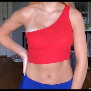 One shoulder crop top